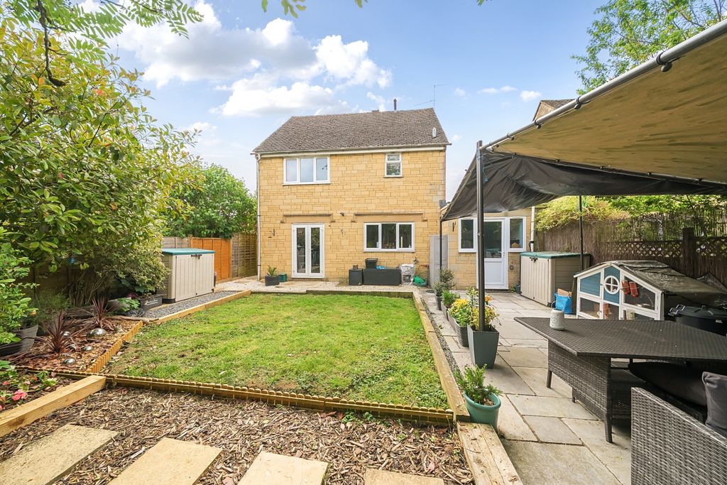 Property photo 1 of 17 1305383-4-6847Fcb8Bf5F5