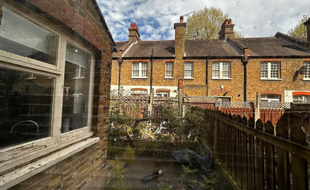 Property photo 1 of 7