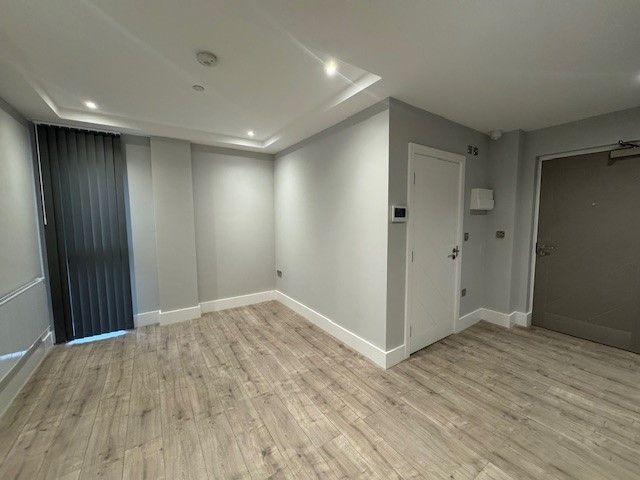 Property photo 3 of 14 Image