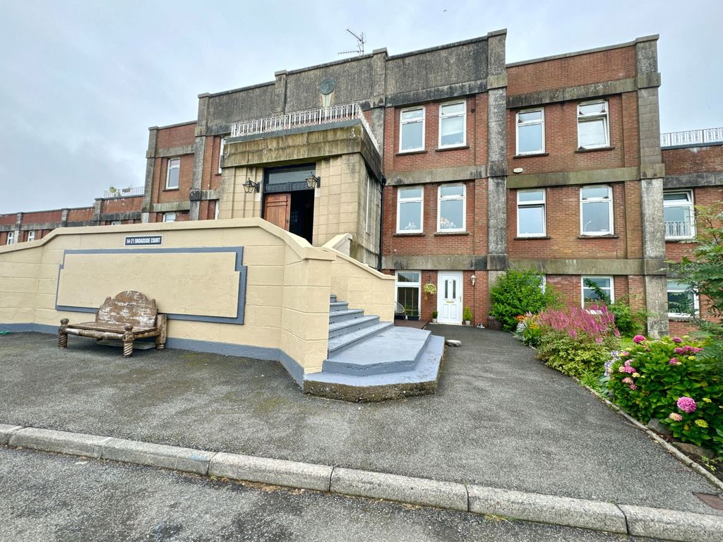 Property photo 1 of 26