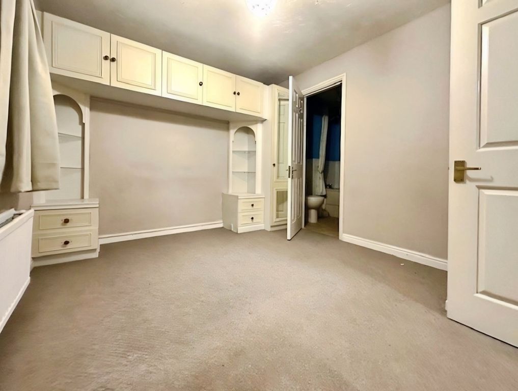 Property photo 3 of 5