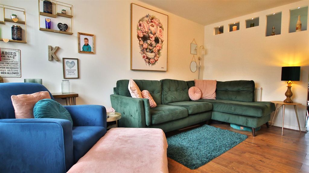 Property photo 3 of 14 Img_8808.Jpg