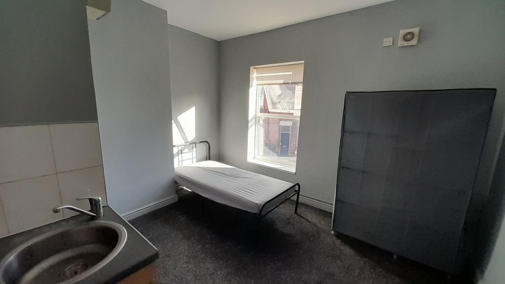 Property photo 2 of 4 Gallery