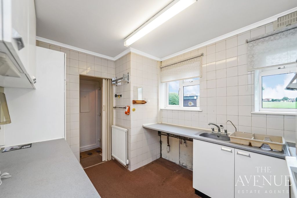 Property photo 3 of 21 4545527