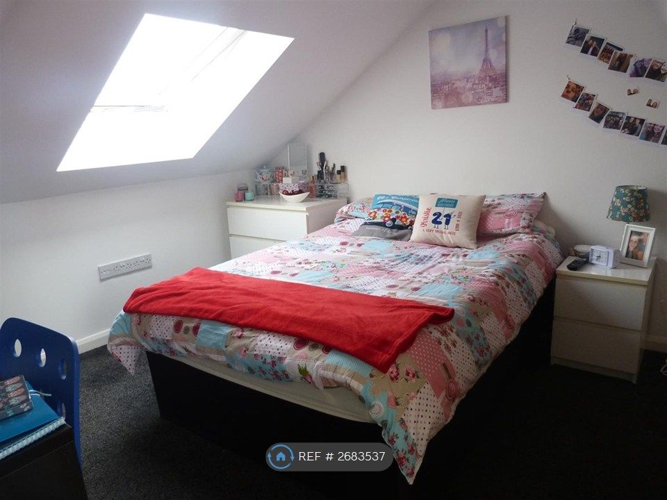 Property photo 2 of 9