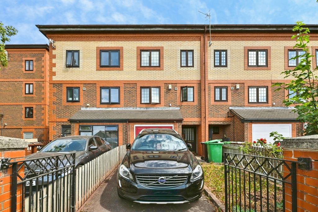 Property photo 1 of 14 Pbox-Img.Jpg