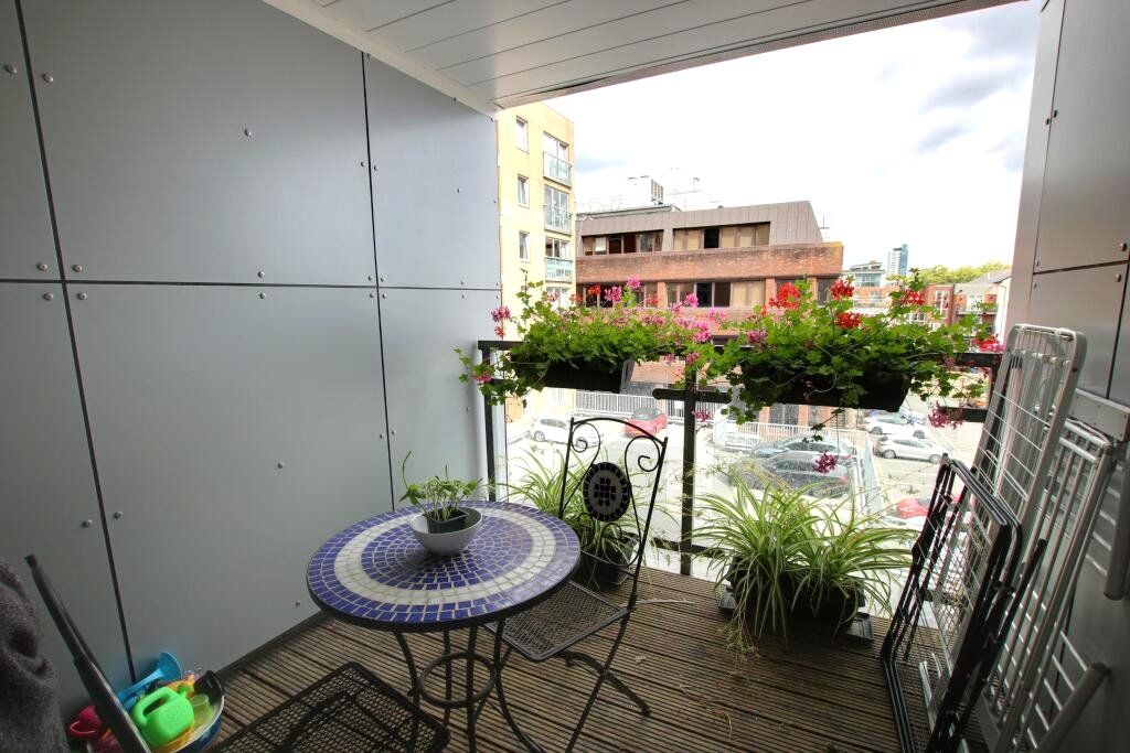 Property photo 2 of 11 Picture No. 03