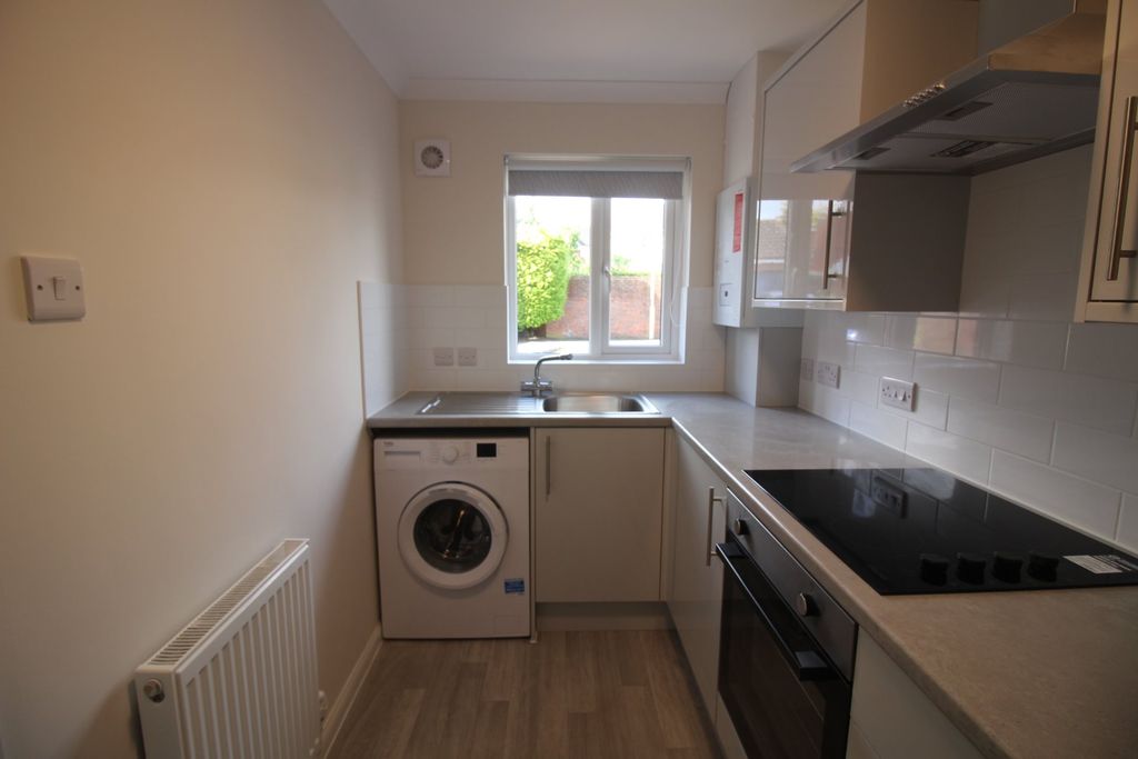 Property photo 2 of 15 Img_3999