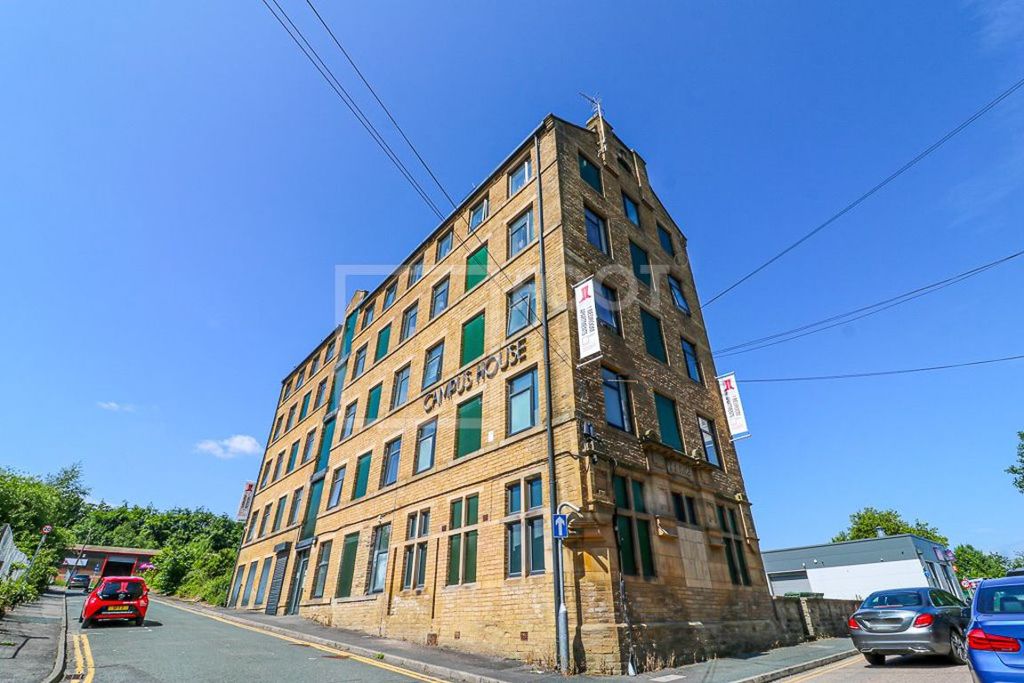 Property photo 2 of 16
