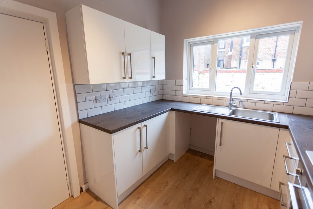 Property photo 1 of 8 Img_4758