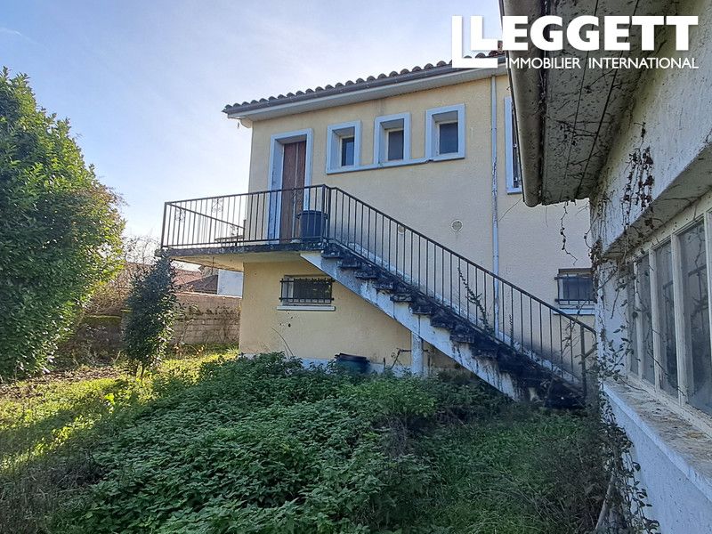 Property photo 2 of 10