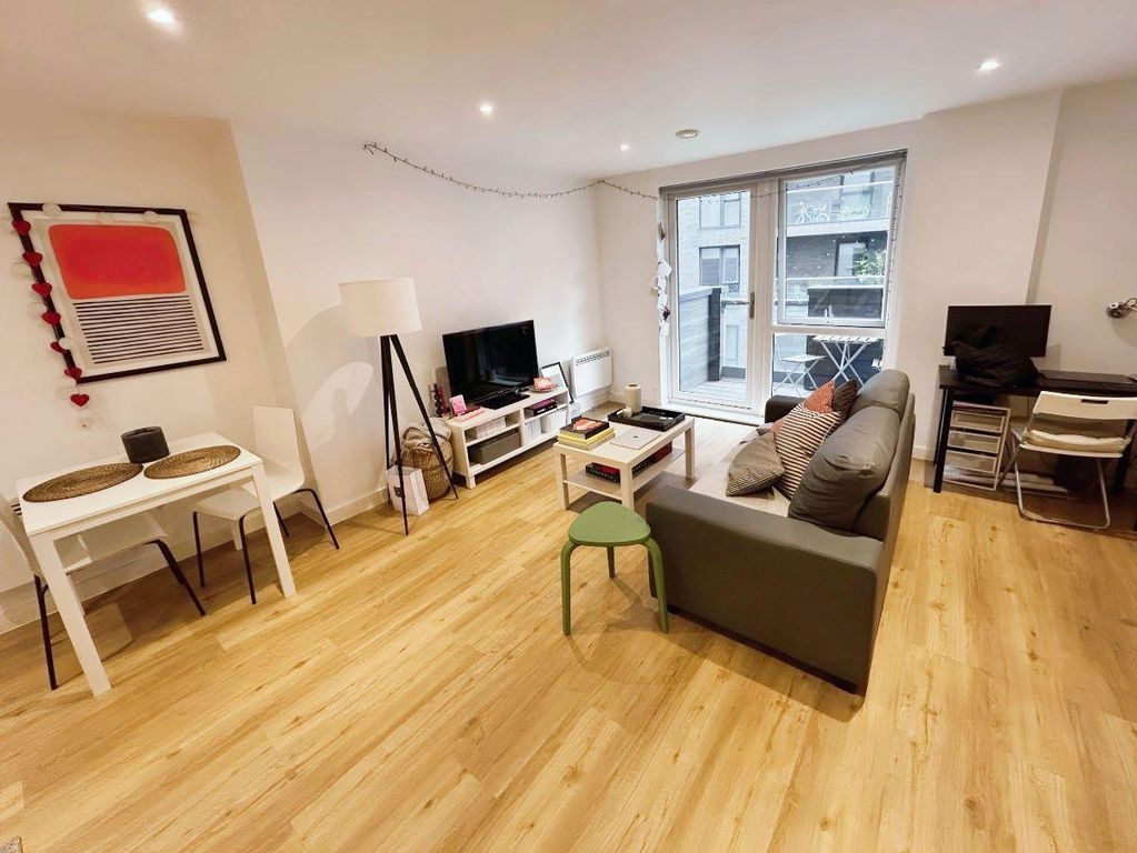 Property photo 1 of 5