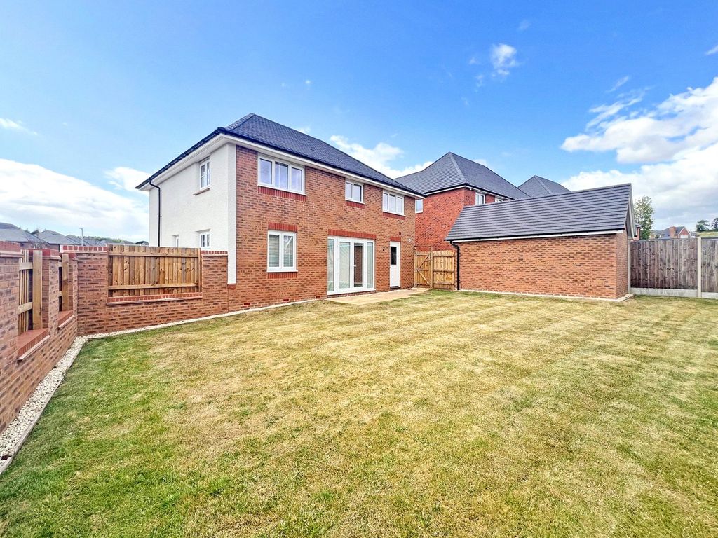 Property photo 2 of 17 Picture No. 38