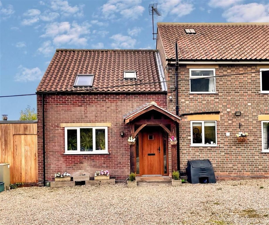 Property photo 1 of 14 Front