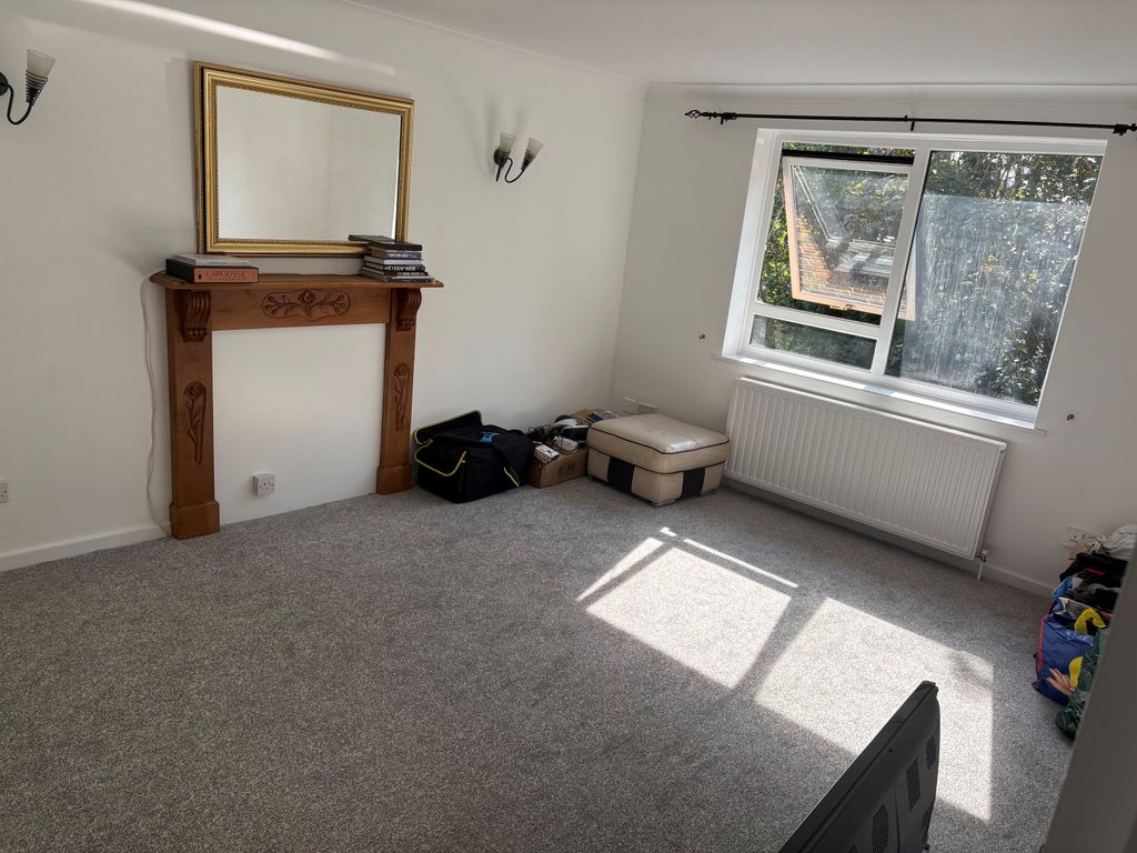 Property photo 2 of 4
