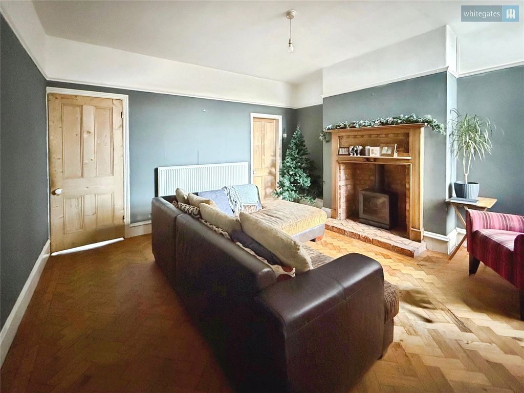 Property photo 3 of 13 Picture No. 22