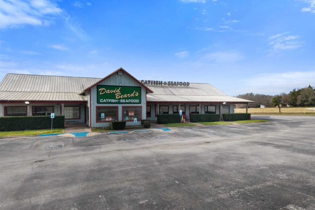 Property photo 1 of 31