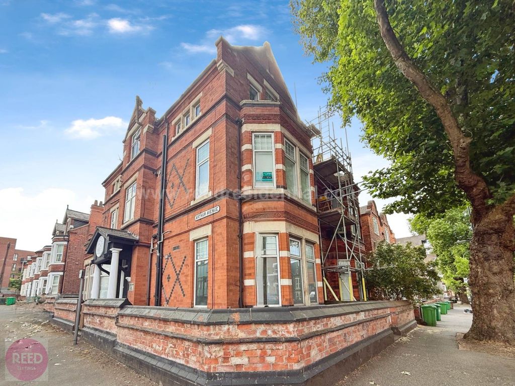 Property photo 1 of 5