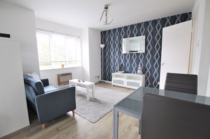 Property photo 2 of 8 Photo 7