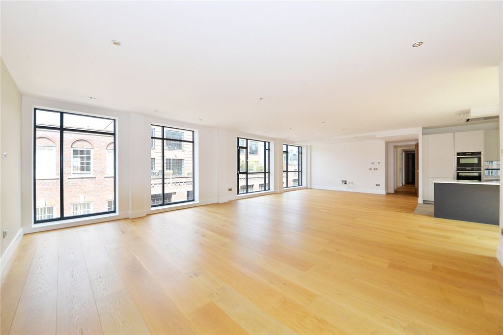 Property photo 3 of 17 Picture No. 03