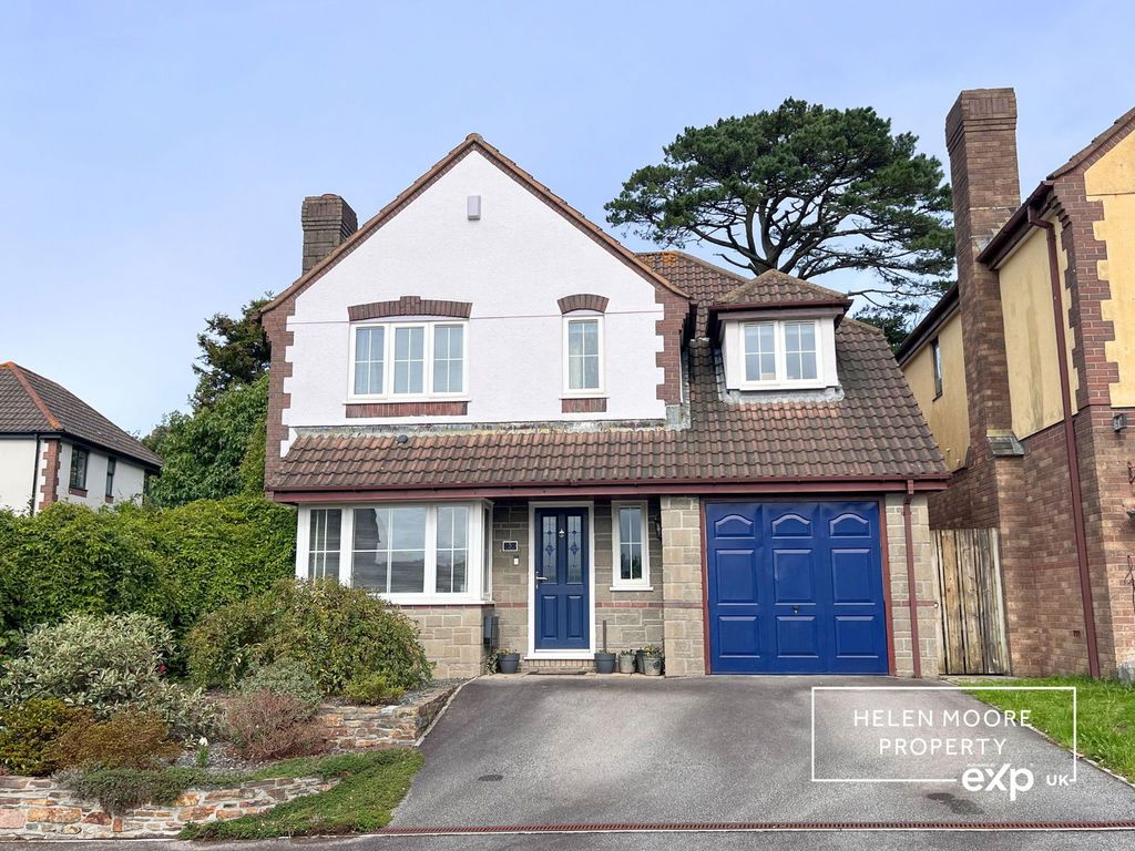 Property photo 1 of 33