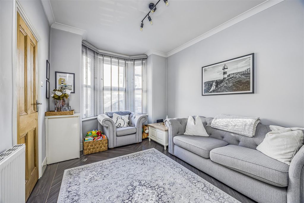 Property photo 1 of 19 2 Portchester Road, Portsmouth-Porticomarketing-So