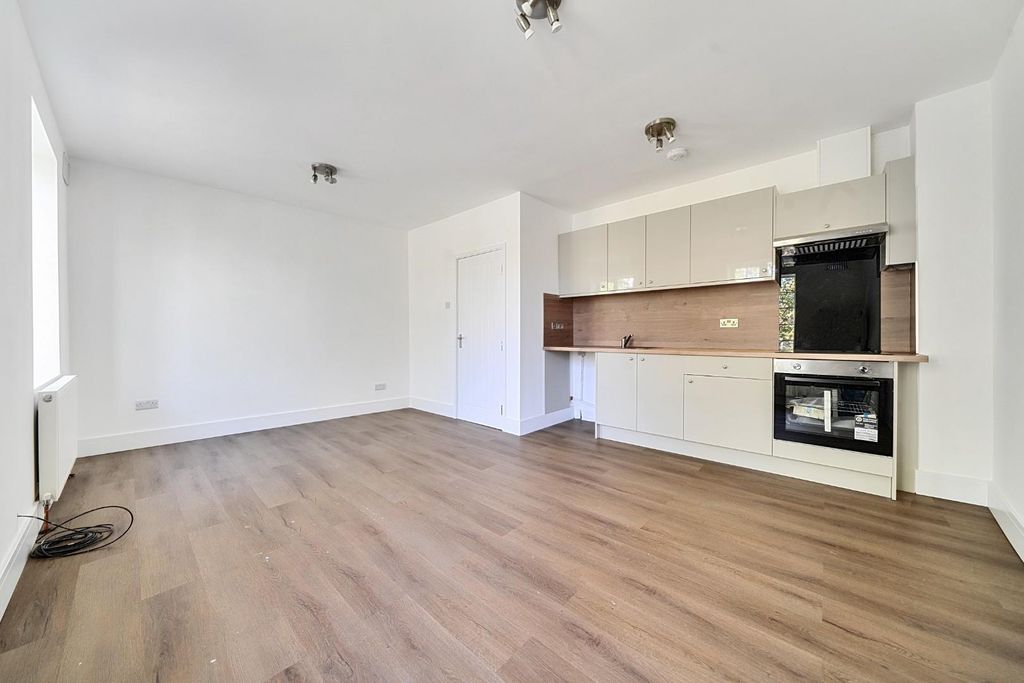 Property photo 1 of 12 378.Jpg