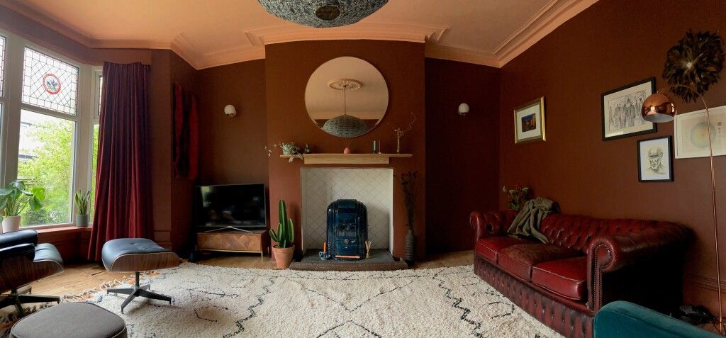 Property photo 3 of 28 Living Room