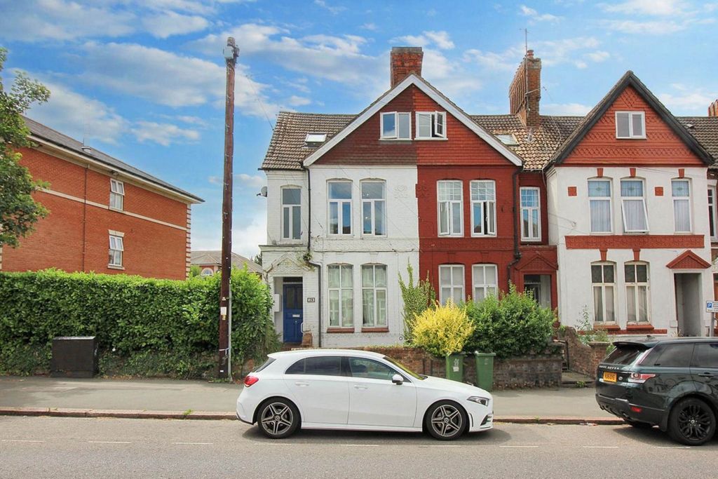 Property photo 1 of 8