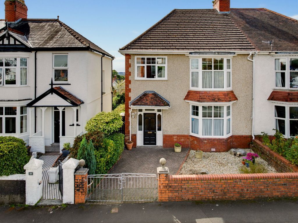Property photo 1 of 35