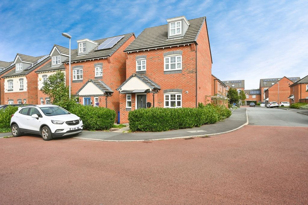 Property photo 1 of 17 Front View