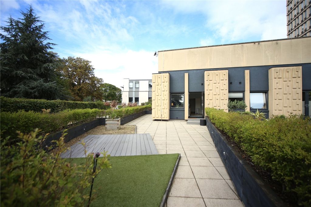 Property photo 2 of 11 Picture No. 05