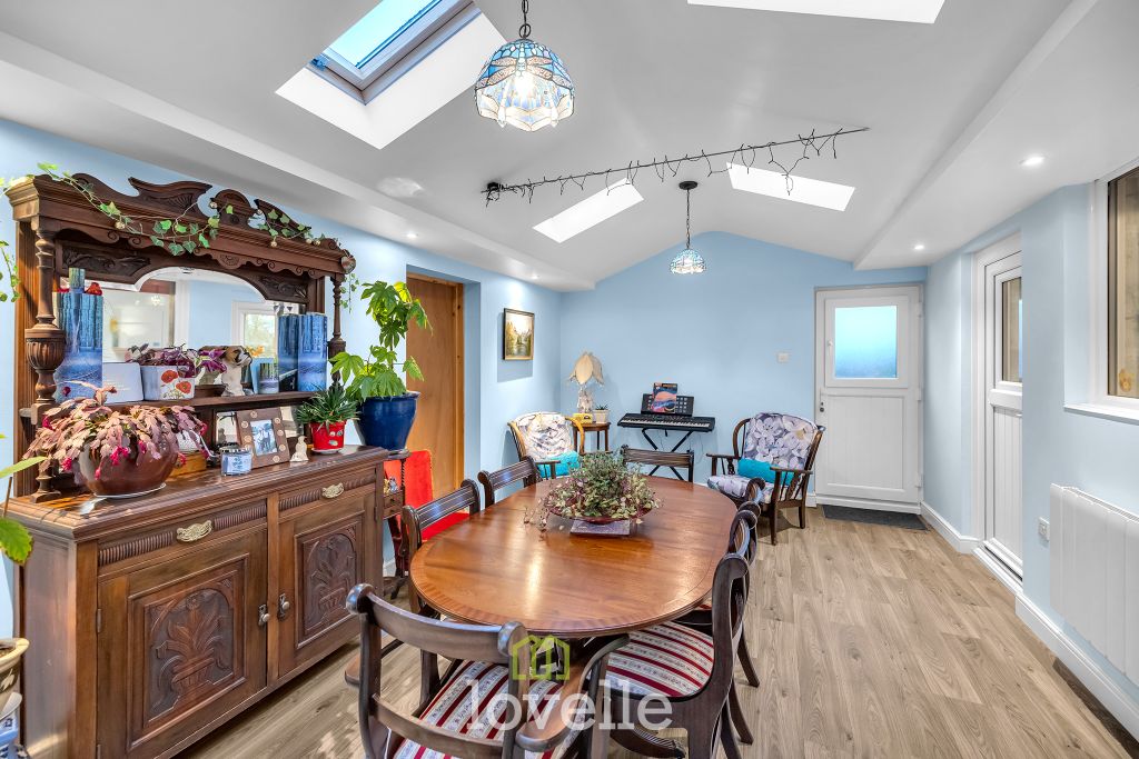 Property photo 3 of 24