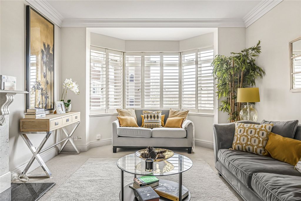 Property photo 2 of 45 Picture No. 03