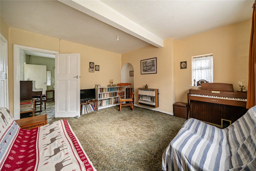 Property photo 2 of 12 Picture No. 13