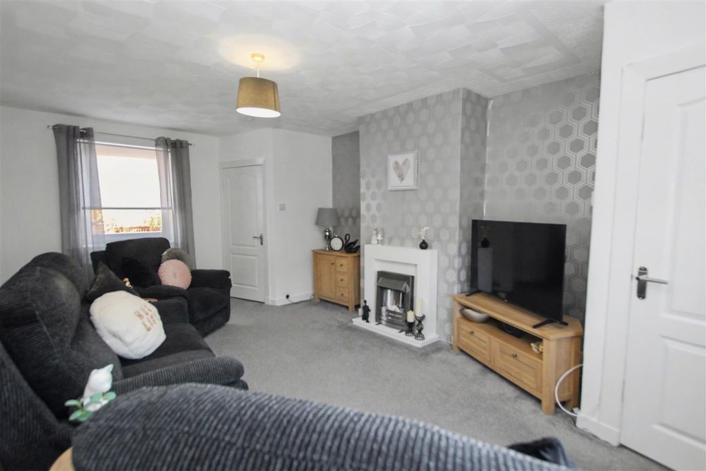 Property photo 3 of 17 3.Jpg