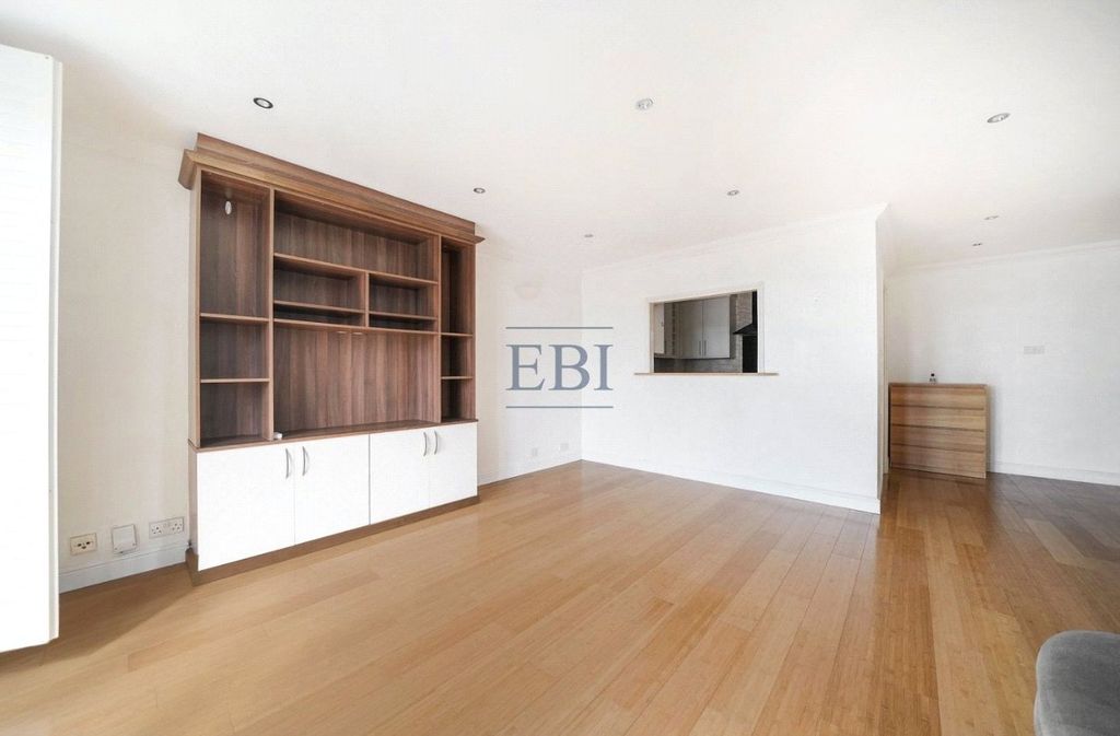 Property photo 2 of 12 Picture No. 03