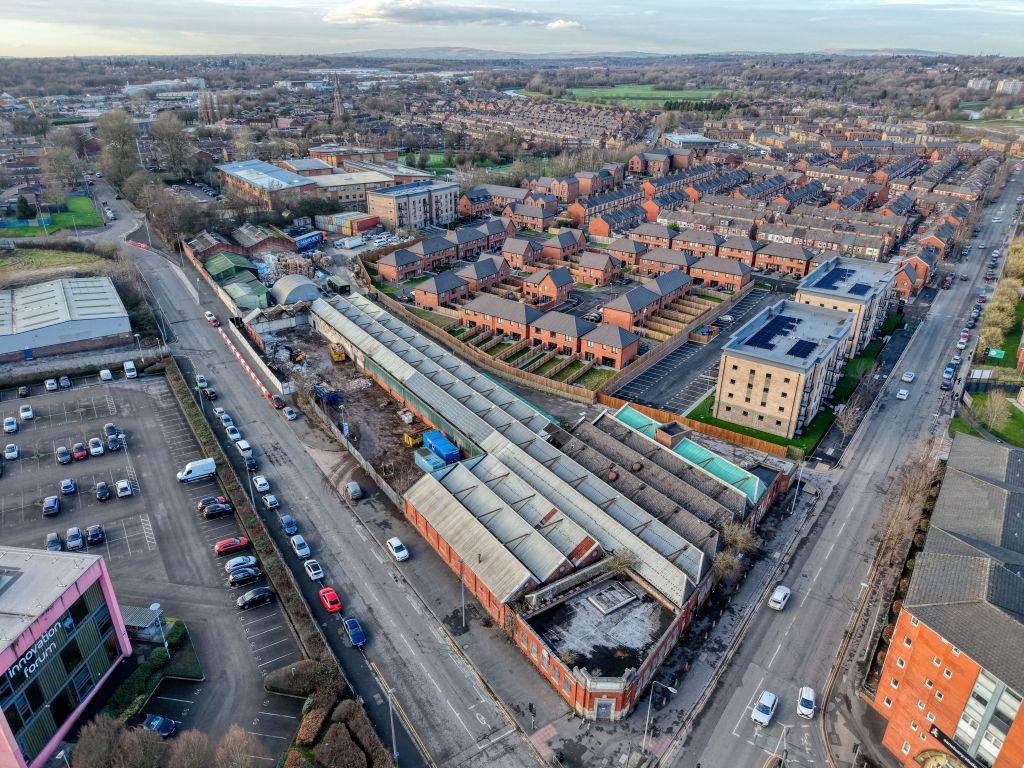 Property photo 1 of 4