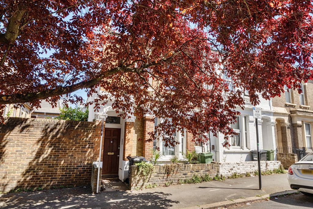 Property photo 1 of 13 1457354-1-6A0307A...
