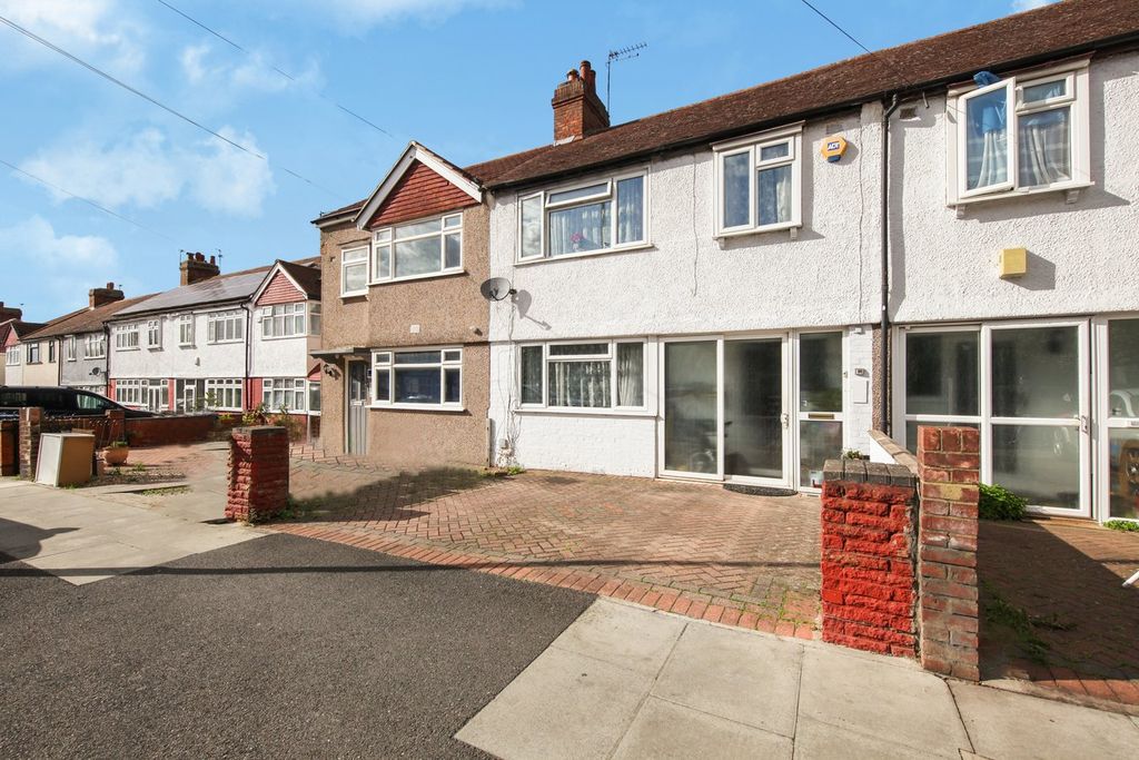 Property photo 1 of 8