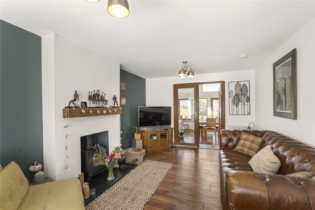 Property photo 3 of 46 Picture No. 81