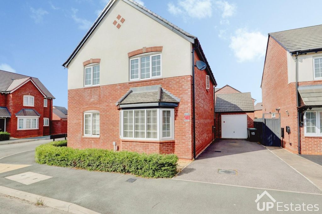 Property photo 2 of 18