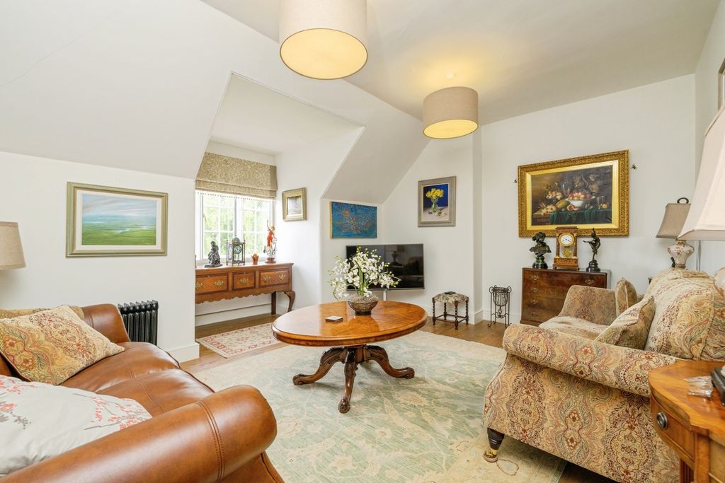 Property photo 2 of 20 Reception Room