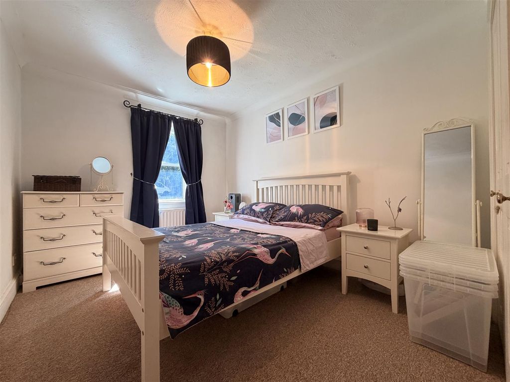 Property photo 2 of 10 Img_9947.Jpg