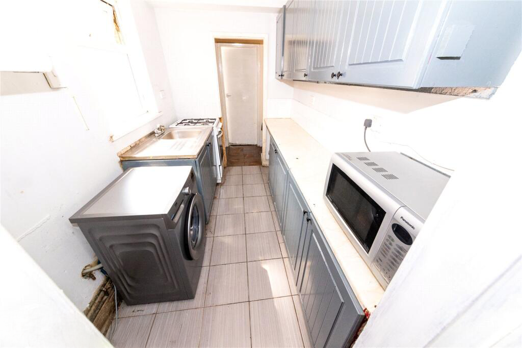 Property photo 2 of 16