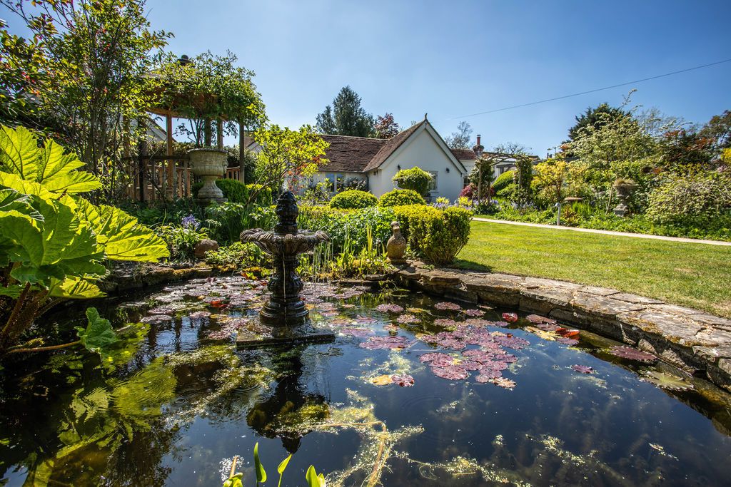 Property photo 1 of 43 Photo 26