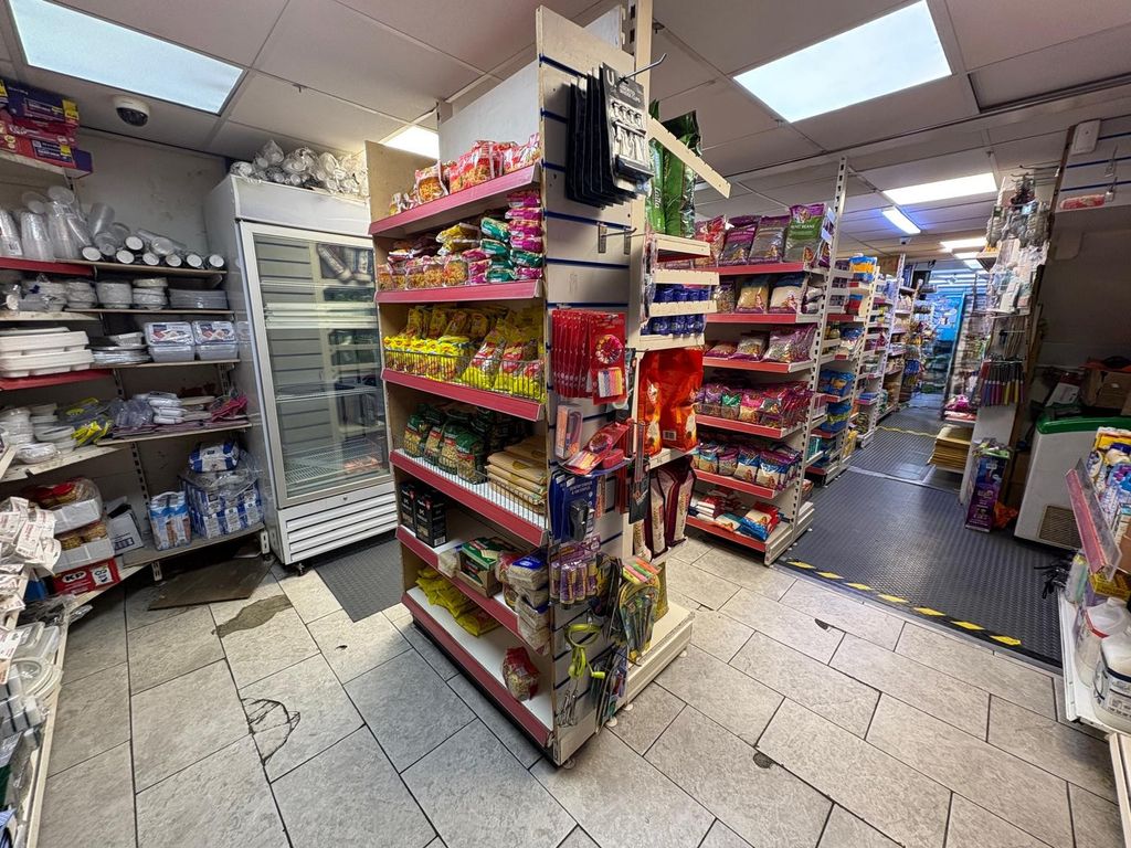 Property photo 3 of 5