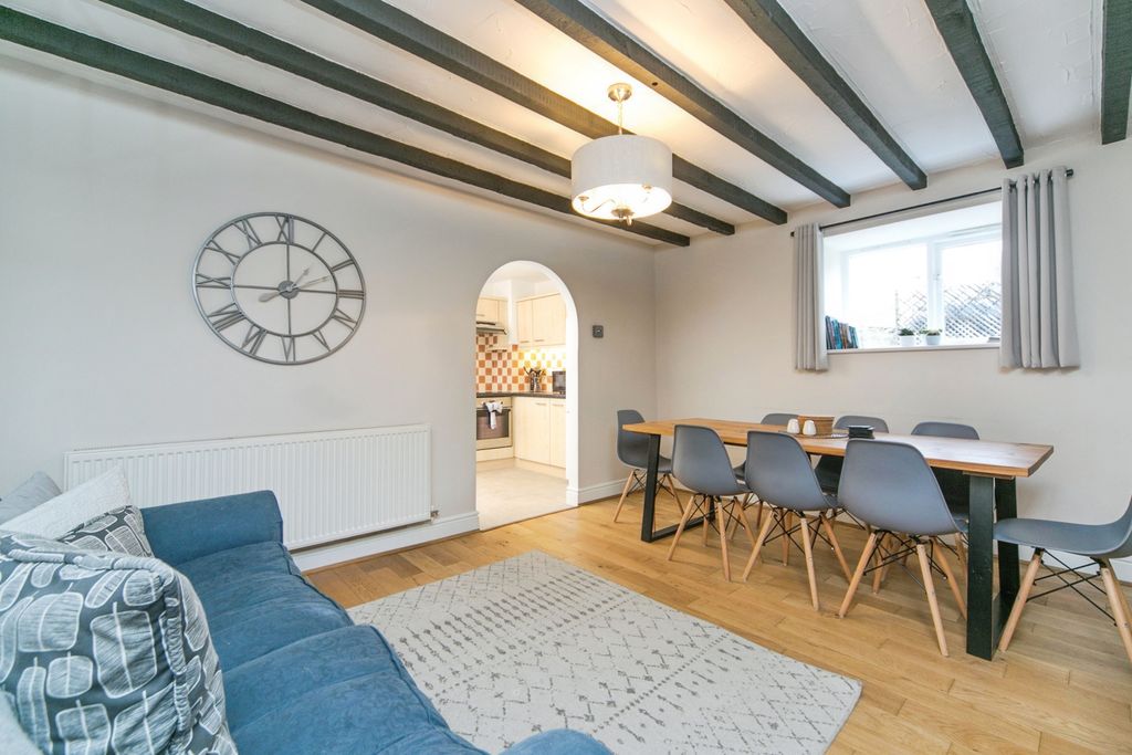 Property photo 2 of 15 Living / Dining Room