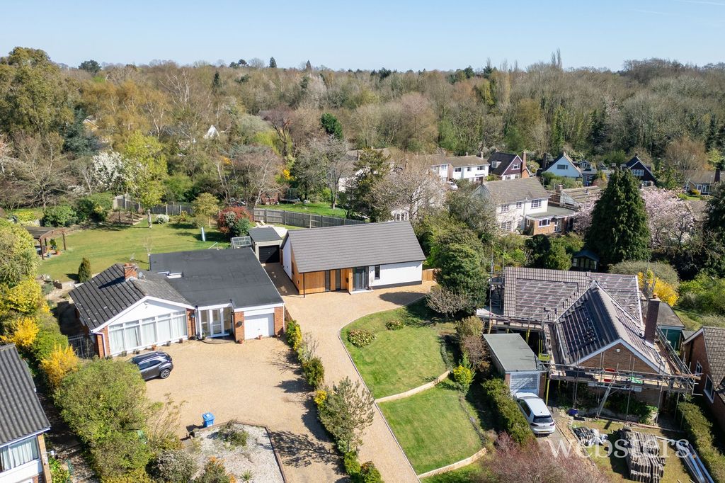 Property photo 1 of 34