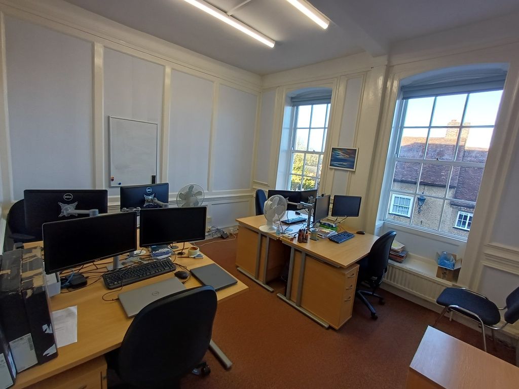 Property photo 3 of 8 Photo 2